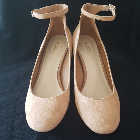 Aldo Shoes - ❤2 for 30❤Aldo Suede pumps